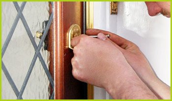 Expert Locksmith Services Los Angeles, CA 310-819-4247 Expert Locksmith Services Los Angeles, CA 310-819-4247